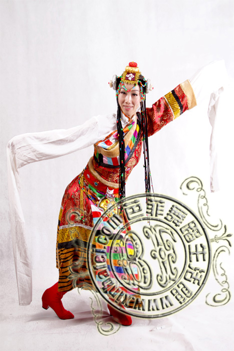 织锦藏族服装