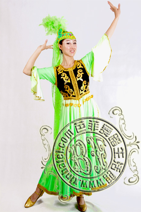 绿色羽毛 新疆服装