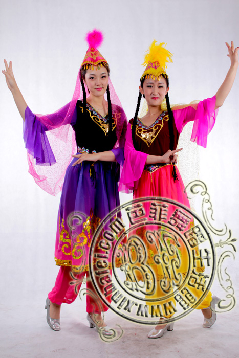 新疆舞蹈服装 紫粉过