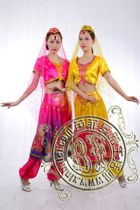 2014新疆舞蹈服装