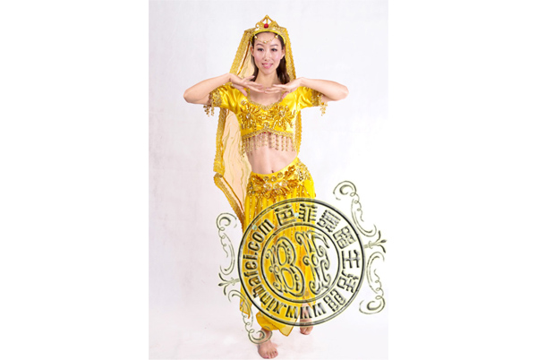 新疆舞蹈服装演出分享
