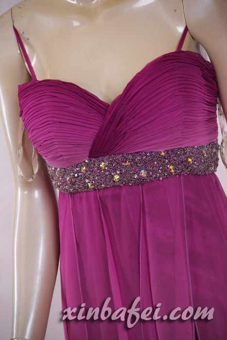 紫色过渡色晚礼服